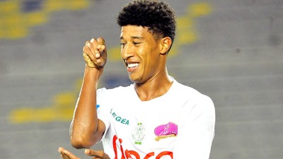 الزمالك يوافق على انتقال اللاعب المغربي حميد أحداد للرجاء البيضاوي