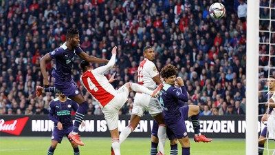 Championnat des Pays-Bas.. l'Ajax atomise le PSV Eindhoven (5-0)