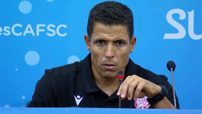 خسارة الوداد الرياضي أمام نهضة بركان في كأس السوبر الأفريقي، درس يتعين أخذ العبرة منه (حسين عموتة)