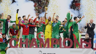 نهائي كأس العرب – قطر 2021 .. المنتخب الجزائري يحرز اللقب عقب فوزه على نظيره التونسي (2-0) بعد الاحتكام الى الشوطين الاضافيين