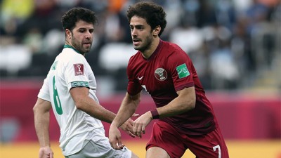 المنتخب القطري يتأهل إلى ربع النهائي بعد فوزه على نظيره العراقي (3-0).. 'كأس العرب بقطر'