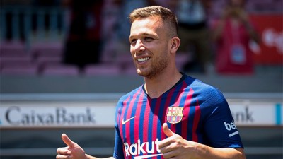 Le jeune brésilien Arthur s'engage avec le FC Barcelone pour pour les six prochaines saisons
