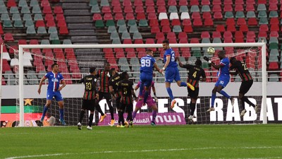 فريق الجيش الملكي ينهزم بميدانه أمام المغرب التطواني ( 2-3) 'البطولة الوطنية الإحترافية "إنوي"(الدورة الثانية)'