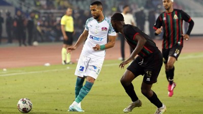 الجيش الملكي يتعادل مع الرجاء الرياضي (0-0) ويؤجل حسم اللقب إلى الدورة الأخيرة