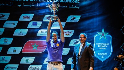 أيوب بنعمر يفوز بالرتبة الأولى في منافسات كأس العرش والمرحلة الاولى من البطولة الوطنية في جيت سكي بأكادير