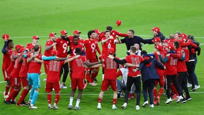 فريق بايرن ميونيخ يحسم اللقب التاسع على التوالي بهزيمة لايبزيغ