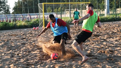 كرة القدم الشاطئية, مباراتان وديتان للمنتخب الوطني أمام نظيره الإماراتي يومي 17 و19 دجنبر الجاري بسلا