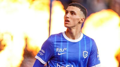 الدولي المغربي بلال الخنوس يتوج كأفضل موهبة شابة صاعدة للسنة