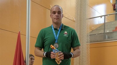 ألعاب البحر الأبيض المتوسط تاراغونا 2018 (الملاكمة): ميداليتان فضيتان بواسطة فيريس (91 كلغ) و نادر (64 كلغ)