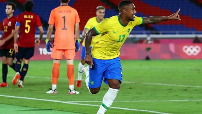 أولمبياد طوكيو- كرة القدم.. البرازيل تحتفظ بذهبية الرجال بفوزها على إسبانيا 2-1 بعد التمديد