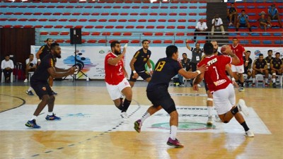 البطولة الإفريقية للأندية الفائزة بالكأس في كرة اليد .. وداد السمارة ينهزم في المباراة النهائية أمام الأهلي المصري