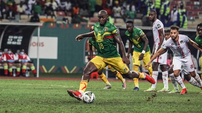 كأس افريقيا للأمم - المجموعة السادسة (الجولة الثالثة).. منتخب مالي يفوز على نظيره الموريتاني (2-0) و يحسم الصدارة