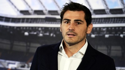 حارس المرمى السابق لمنتخب إسبانيا كاسياس ينسحب من السباق على رئاسة الاتحاد الإسباني لكرة القدم