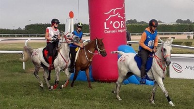 المغربي سعيد جداري يفوز بمسابقة التحمل في المباراة الدولية بأرغينتان (فرنسا)