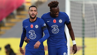 الدولي المغربي حكيم زياش يقود تشيلسي لتحقيق الفوز على بيرنلي بثلاثية نظيفة