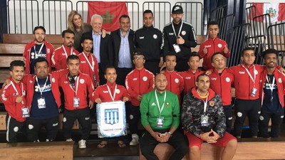 La participation positive de la sélection nationale des personnes de petite taille à la Copa América en Argentine : une transition vers le professionnalisme et le cadre institutionnel