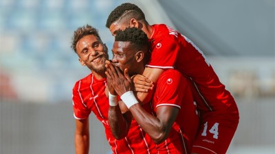 فريق الدفاع الحسني الجديدي ينهزم بميدانه امام الفتح الرياضي (0-2)