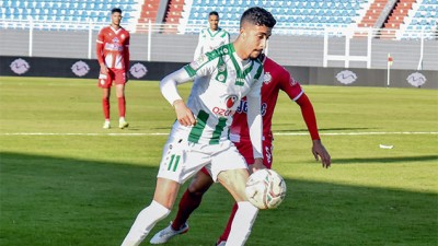 الدفاع الحسني الجديدي يتفوق على ضيفه الوداد الرياضي (2-1)