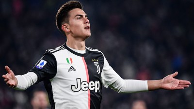 لاعب نادي يوفنتوس الإيطالي لكرة القدم باولو ديبالا يعلن إصابته بفيروس كورونا