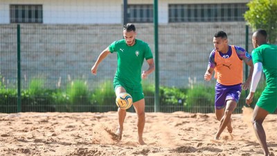 كأس إفريقيا للأمم لكرة القدم الشاطئية.. المدرب عمر سيلا يكشف اللائحة النهائية للمنتخب المغربي