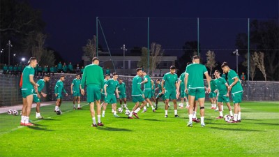 أول حصة تدريبية للمنتخب الوطني استعدادا للقاء البرازيل