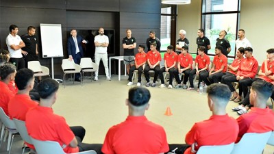 CAN U17.. La délégation marocaine se déplacera vendredi en Algérie par vol direct en partance de l'aéroport Rabat-Salé (FRMF)