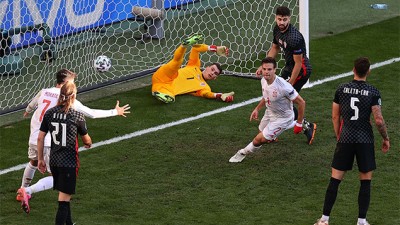 كأس امم أوروبا.. المنتخب الإسباني يتأهل إلى ربع النهائي بفوزه على نظيره الكرواتي 5-3 بعد التمديد