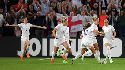 Euro féminin.. l'Angleterre étrille la Suède 4-0 et se qualifie pour la finale
