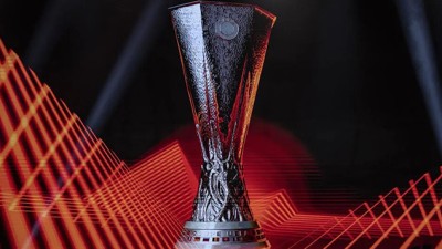 مسابقة الدوري الأوروبي.. برشلونة يواجه نابولي في ملحق ثمن النهائي