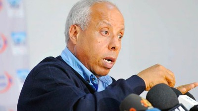 حسنية أكادير ينفصل مدربه محمد فاخر