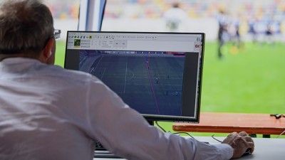 كأس العرب -قطر 2021 .. ال"فيفا" يختبر تكنولوجيا جديدة "نصف آلية" لكشف التسلل