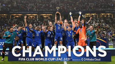 نادي تشيلسي الإنجليزي يفوز ببطولة العالم للأندية بعد تغلبه في النهائي على بالميراس البرازيلي (2-1)