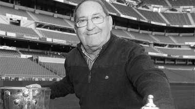 كرة القدم الاسبانية .. وفاة الأسطورة فرانسيسكو خينتو عن عمر يناهز 88 سنة