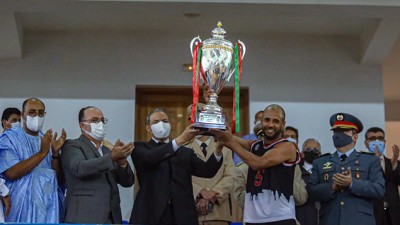 Finale de la Coupe du Trône de basketball (2020-2021).. Le FUS Rabat remporte le titre face au Kawkab Marrakech (89-80)