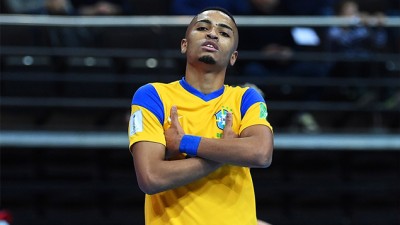 كأس العالم لكرة القدم داخل القاعة ( ليتوانيا2021 ) ..المنتخب البرازيلي يتأهل الى دور الربع ويضرب موعدا مع نظيره المغربي