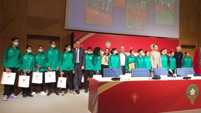 Cérémonie en l’honneur de l’équipe nationale féminine de football scolaire