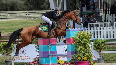 Qualifications du Championnat du Maroc "saut d'obstacles".. Amina Tagemouati remporte le prix de la MAP