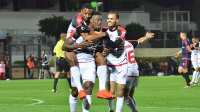 Botola Maroc Télécom D1 (18ème journée): Victoire du FUS de Rabat face au Moghreb de Tétouan (2-0)
