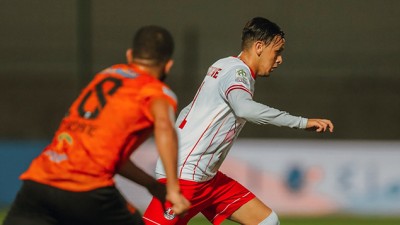 فريق الفتح الرياضي يتفوق على ضيفه فريق نهضة بركان 2-0