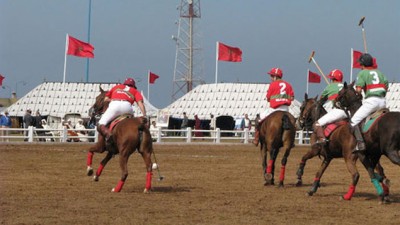 Tournoi international de la Garde Royale de Polo: Les équipes de la Garde Royale et de la Palmeraie Club de France en finale