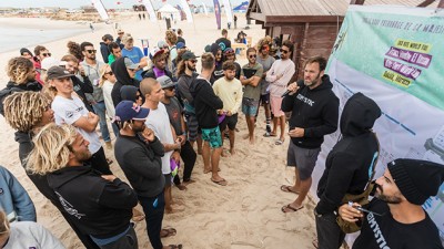 الدورة ال 11 لبطولة العالم للتزحلق على الألواح الطائرة الأمير مولاي الحسن .. مشاركة سبعة أبطال مغاربة في المنافسات