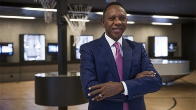 Le président de la FIBA effectue une visite de travail au Maroc