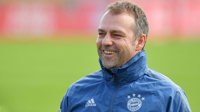 مدرب نادي بايرن ميونيخ يرشح ليفاندوفسكي لجائزة الكرة الذهبية هذا الموسم