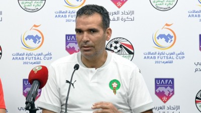 البطولة العربية لكرة القدم داخل القاعة... مدرب المنتخب المغربي يشيد بأداء اللاعبين ويتطلع لتحقيق اللقب