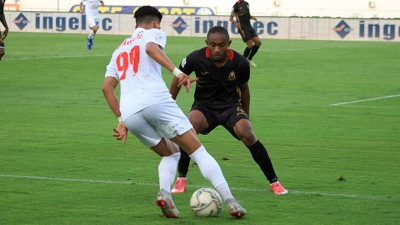 فريق حسنية أكادير ينهزم بميدانه أمام فريق الجيش الملكي 0-1 'البطولة الوطنية الإحترافية (الدورة ال28)'