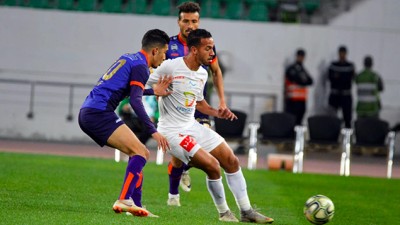 فريق حسنية أكادير يفوز على ضيفه فريق الدفاع الحسني الجديدي 2-1