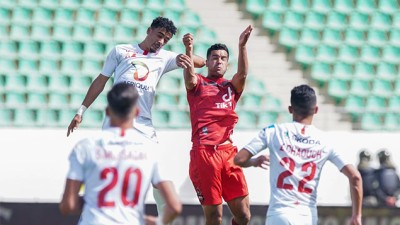 فريق شباب المحمدية يفوز خارج ميدانه على حسنية أكادير (1-0)