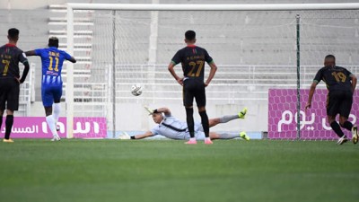 فريق اتحاد طنجة يتعثر بميدانه أمام فريق الجيش الملكي (1-2) 'البطولة الوطنية الاحترافية "إنوي" (الدورة العاشرة)'