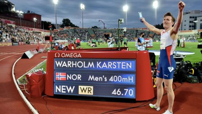 Athlétisme (400 m haies).. Le Norvégien Karsten Warholm bat le record du monde en 46 sec 70