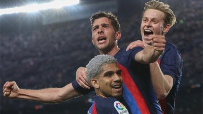 بطولة إسبانيا لكرة القدم (الدورة ال26).. برشلونة يتغلب على ريال مدريد 2-1